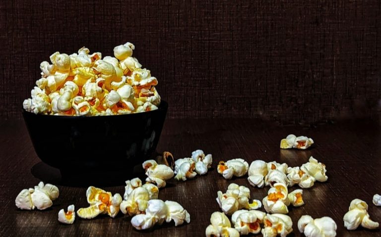 Can You Eat Popcorn With Braces and What Are the Alternatives?